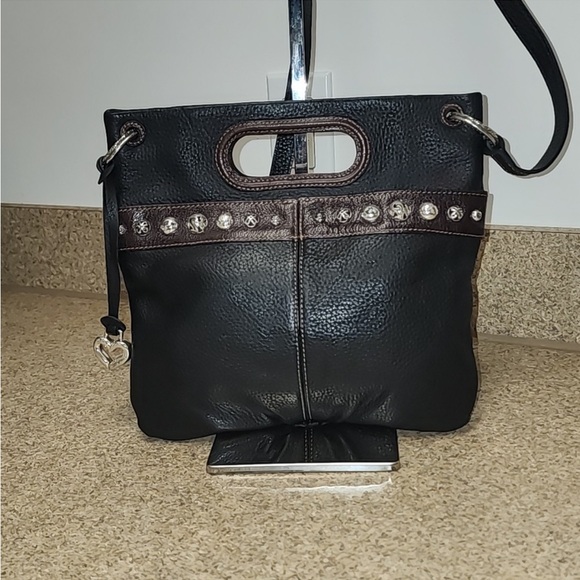 Brighton euc genuine leather crossbody with silver hardware - Picture 6 of 6